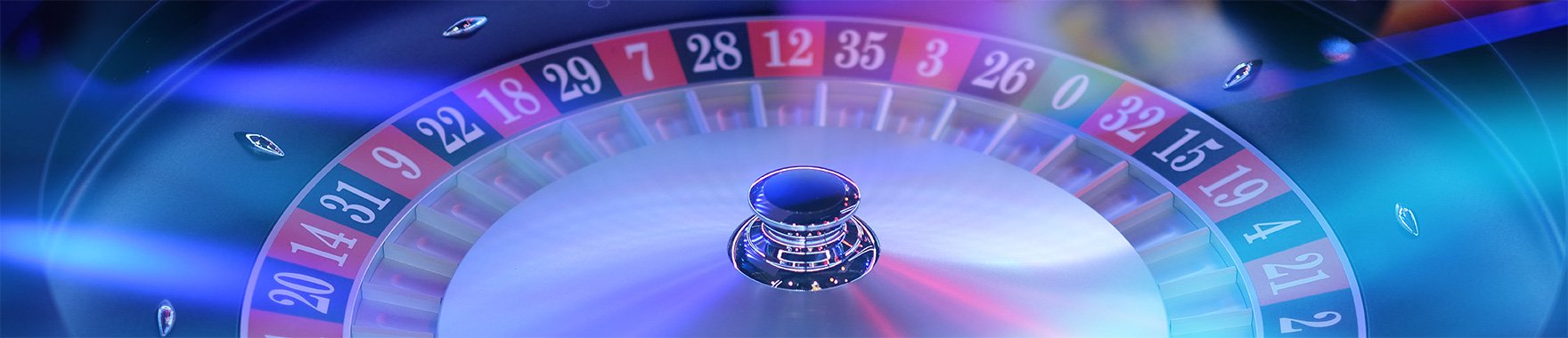 Pantau riwayat transaksi Anda secara rutin di akun teslato Tangkapan layar dasbor teslato yang menampilkan riwayat transaksi dan ringkasan pengeluaran bulanan